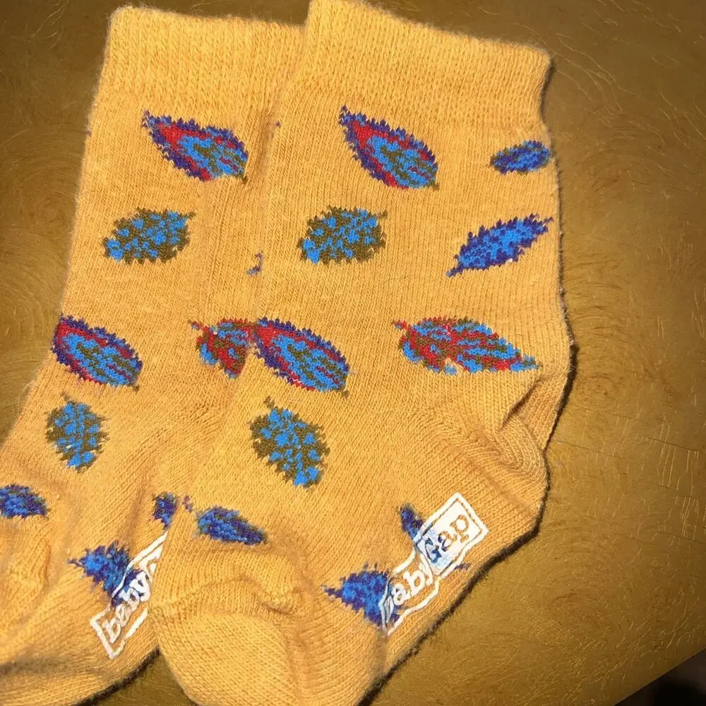 VTG Toddler University Booties Leather-like Plaid Flex Zone Sz 2 + VTG GAP Socks